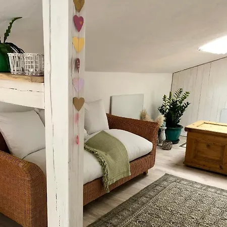 Brexhaeuschen - Urlaub Im Gruenen Vakantiehuis Höhr-Grenzhausen