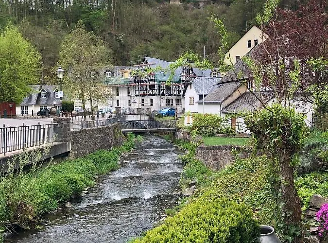 Brexhaeuschen - Urlaub Im Gruenen Höhr-Grenzhausen